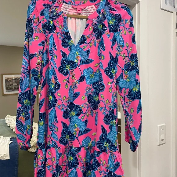 lilly pulitzer pink and blue dress Lilly Pulitzer Navy & Pink Cheetah Patterned Women's Long Sleeve Dress